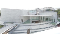 Entry (Aquatics Gallery)